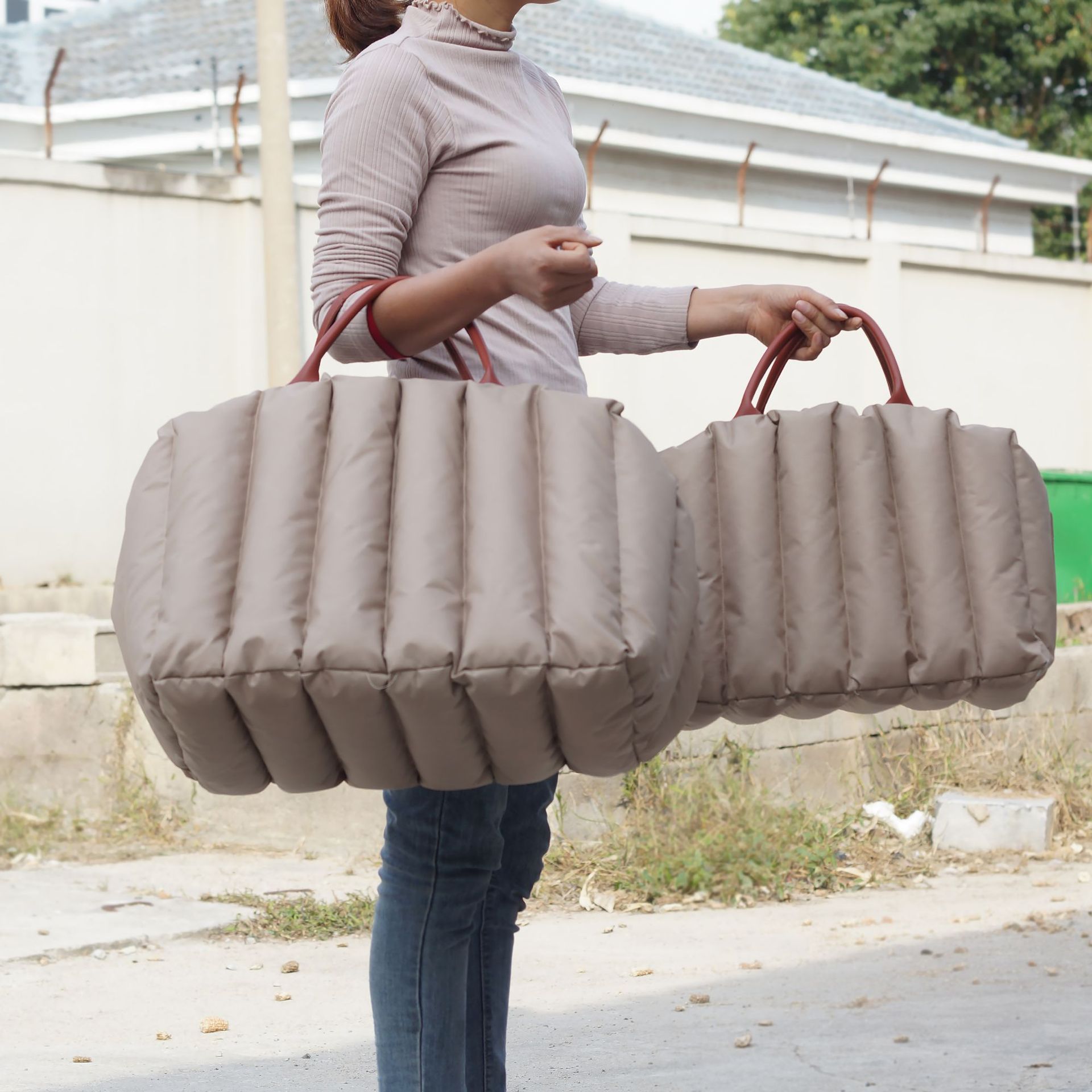 Portable Pet Travel Carrier Bag For Car Trips